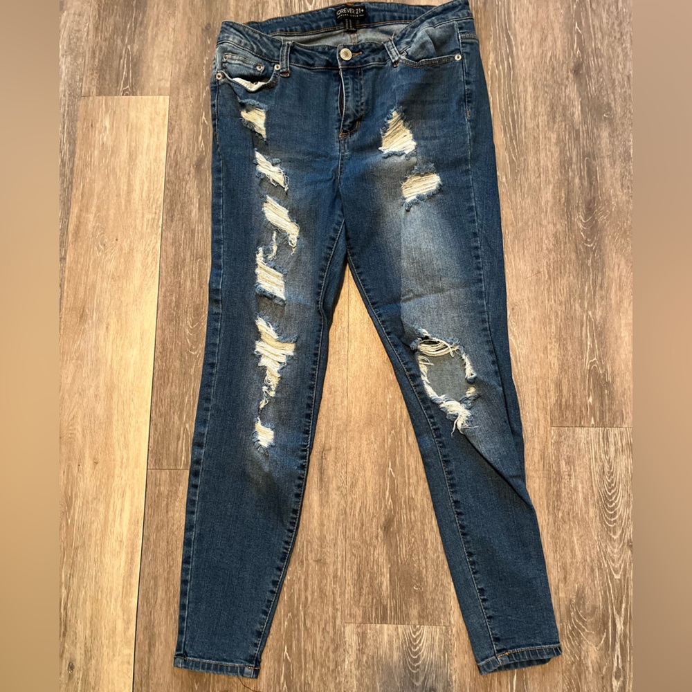 F21+ distressed skinny jeans